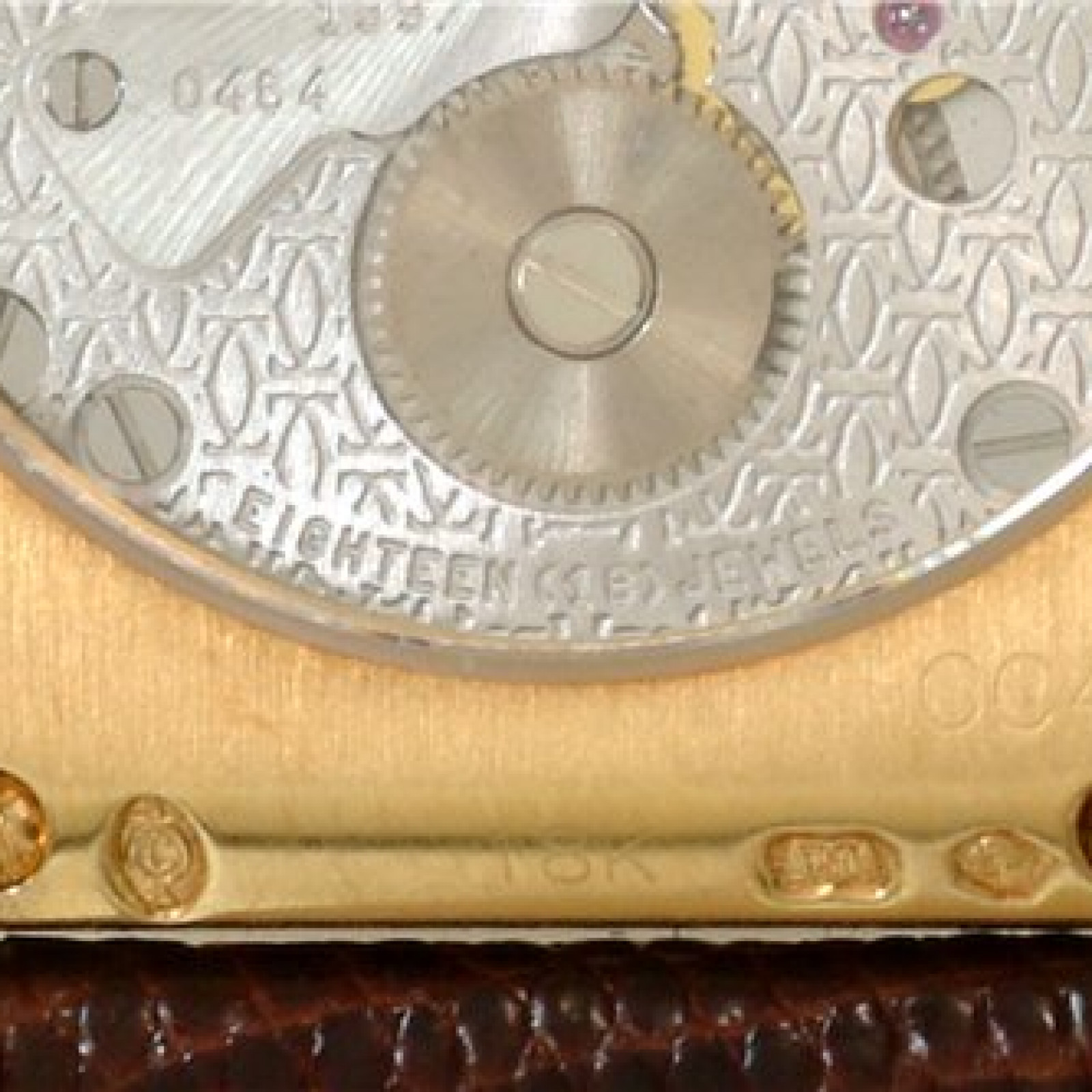 Cartier Tank Obus 2380 Gold